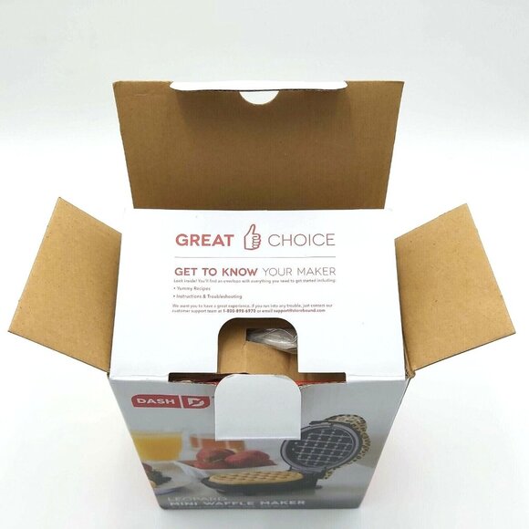 DASH Mini 4 inch Leopard Spots Waffle Maker Electric Get Cookin Good Lookin Box - Picture 6 of 8